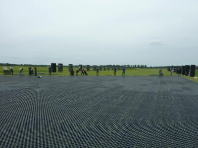 Paved runway with TERRA-GRID E 35 in one day