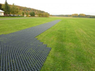 Paved take-off runway for the gliders