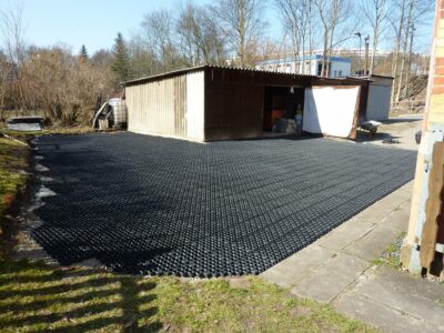Quick installation of TERRA-GRID ground grids without major adjustments