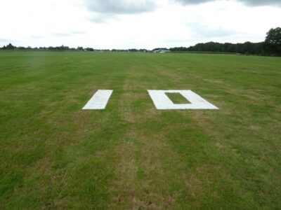 marking for grass runway direction for TERRA-GRID E 35