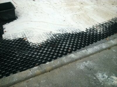 interlocking tiles TERRA-GRID E 35 filled up with sand
