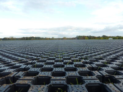 TERRA-GRID E 35 with water-permeable grid structures
